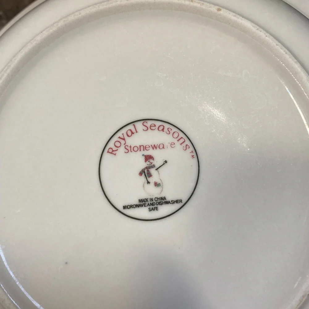 ROYAL SEASONS Serving Bowl Snowmen Stoneware - Picture 5 of 10